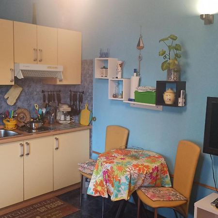Apartmani Zute Račišće Стая снимка