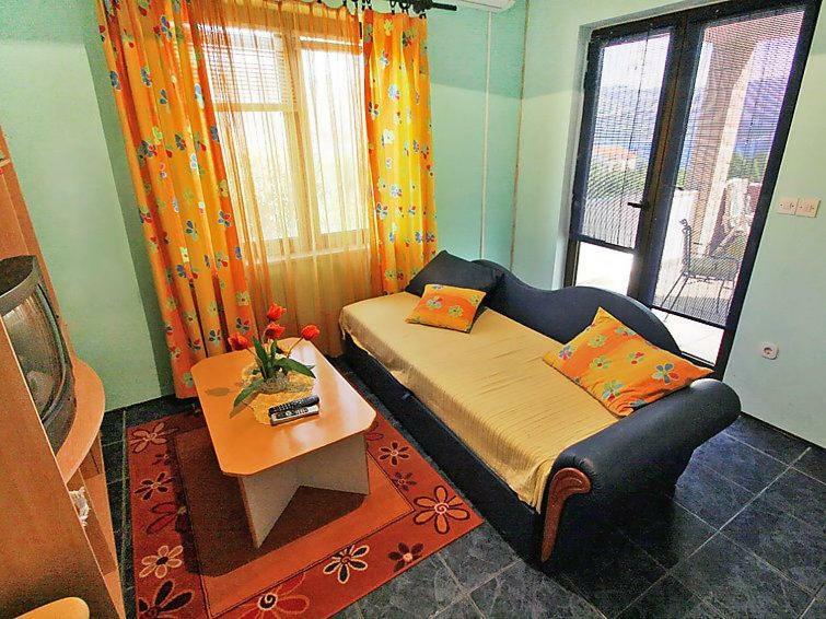 Apartmani Zute Račišće Екстериор снимка